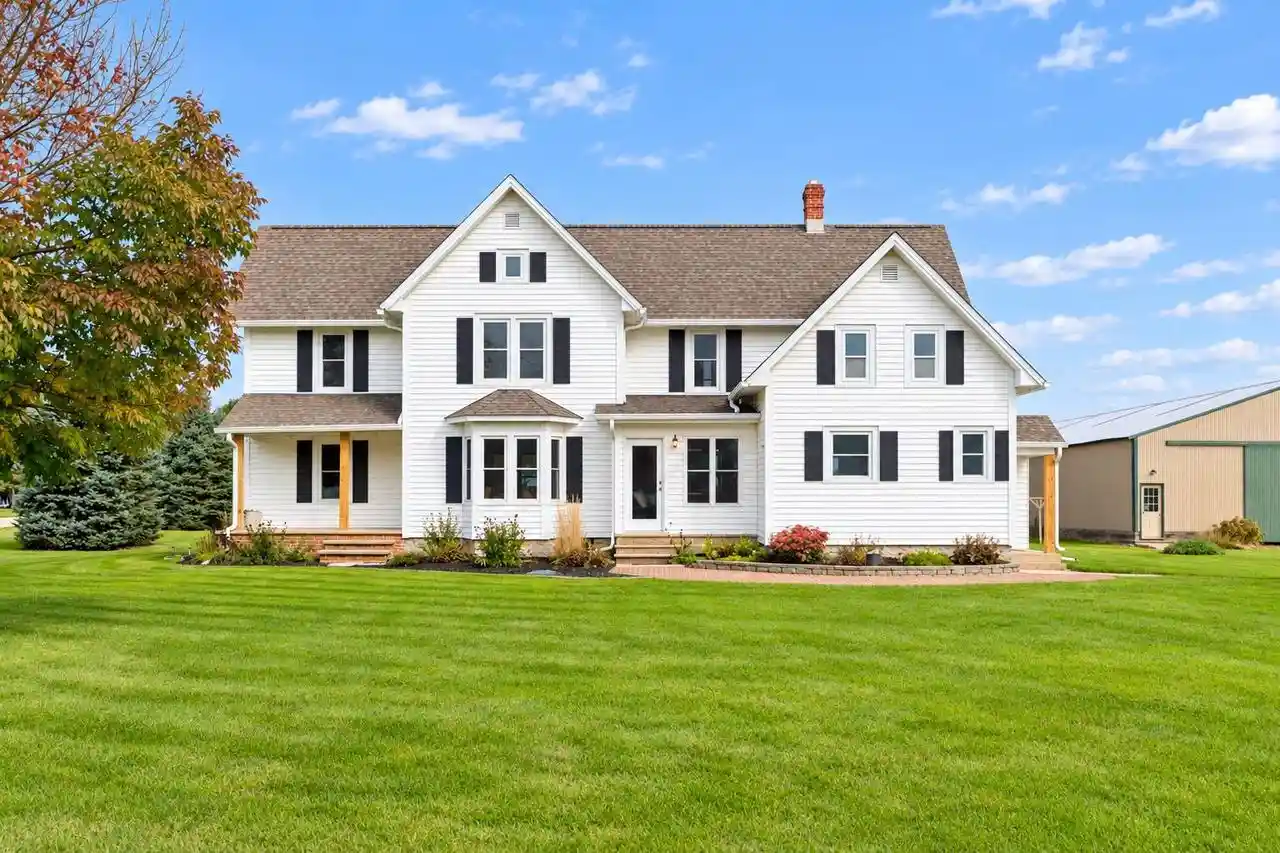 Photo 1 of Single family home for sale at N180 Island Rd, Neenah, WI 54956 | MLS# 50333361 | Listing updated on 2026-10-02