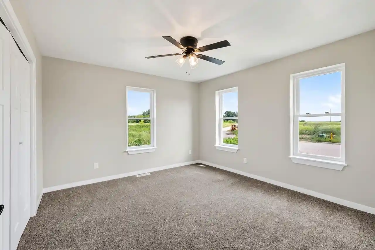 Photo 4 of Single family home for sale at 1150 Kamperschroer Way, Sun Prairie, WI 53590 | MLS# 2033586 | Listing updated on 2026-09-30