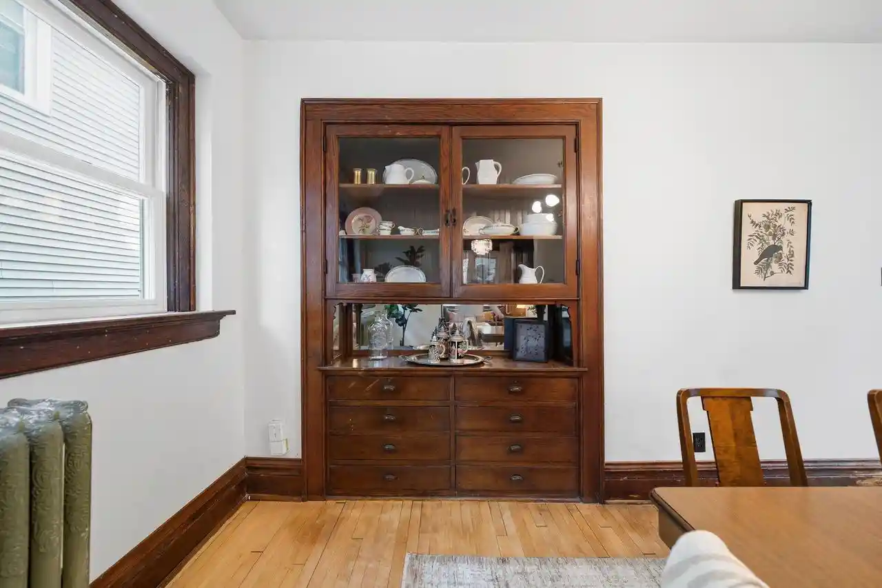 Photo 1 of Single family home for sale at 432 E Smith St, Milwaukee, WI 53207 | MLS# 1982451 | Listing updated on 2026-10-05