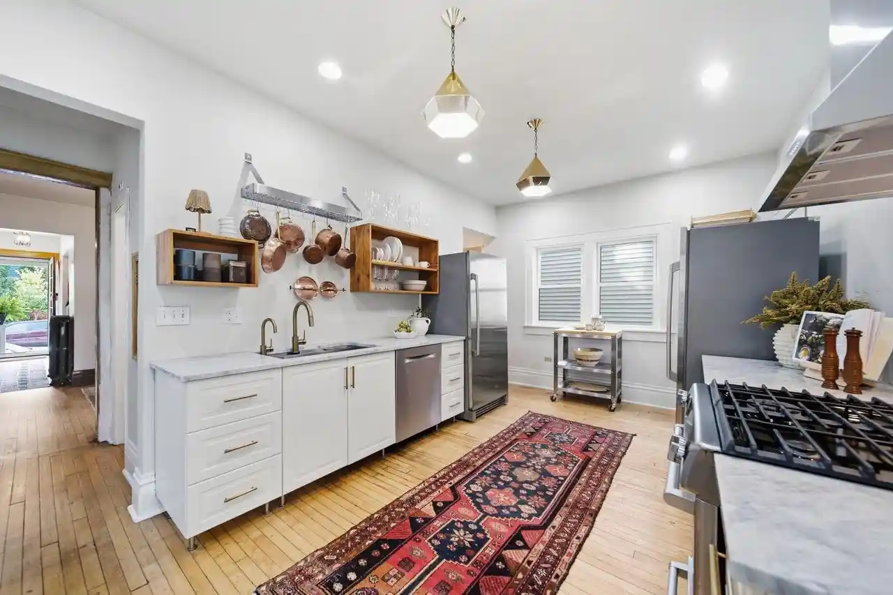 Photo 4 of Single family home for sale at 432 E Smith St, Milwaukee, WI 53207 | MLS# 1982451 | Listing updated on 2026-10-05