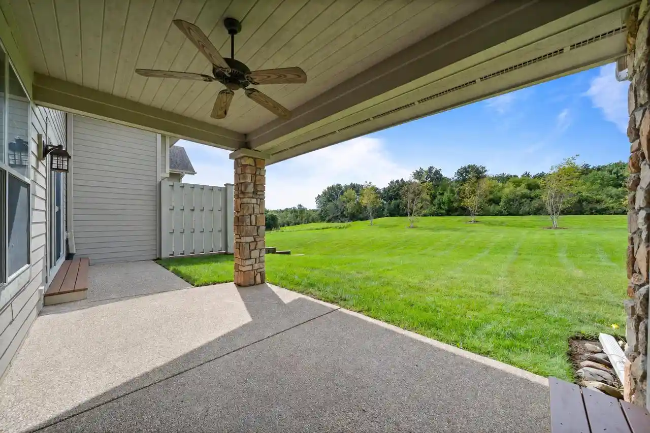 Listing Photo 5 - Condo for sale in building located at 631 Eagleton Dr, Lake Geneva, WI 53147 - Unit #55-16