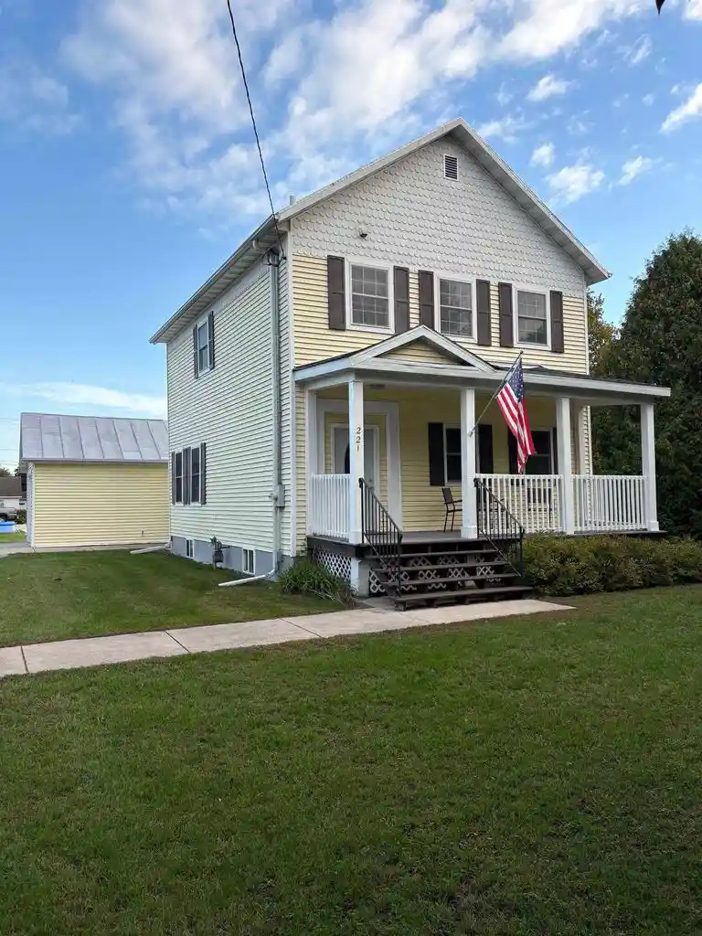 Photo 1 of Single family home for sale at 221 Bridge St, Oconto, WI 54153 | MLS# 50333372 | Listing updated on 2026-10-02