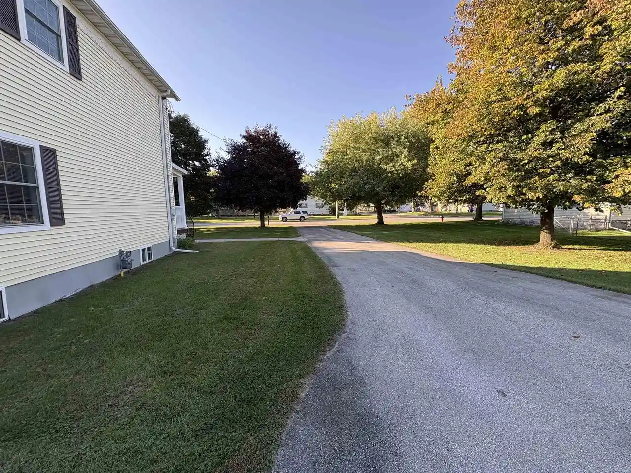 Photo 4 of Single family home for sale at 221 Bridge St, Oconto, WI 54153 | MLS# 50333372 | Listing updated on 2026-10-02