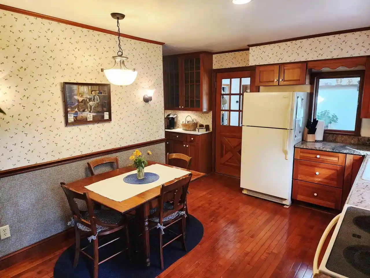 Photo 2 of Single family home for sale at 319 Elizabeth St, Watertown, WI 53098 | MLS# 1982445 | Listing updated on 2026-10-05