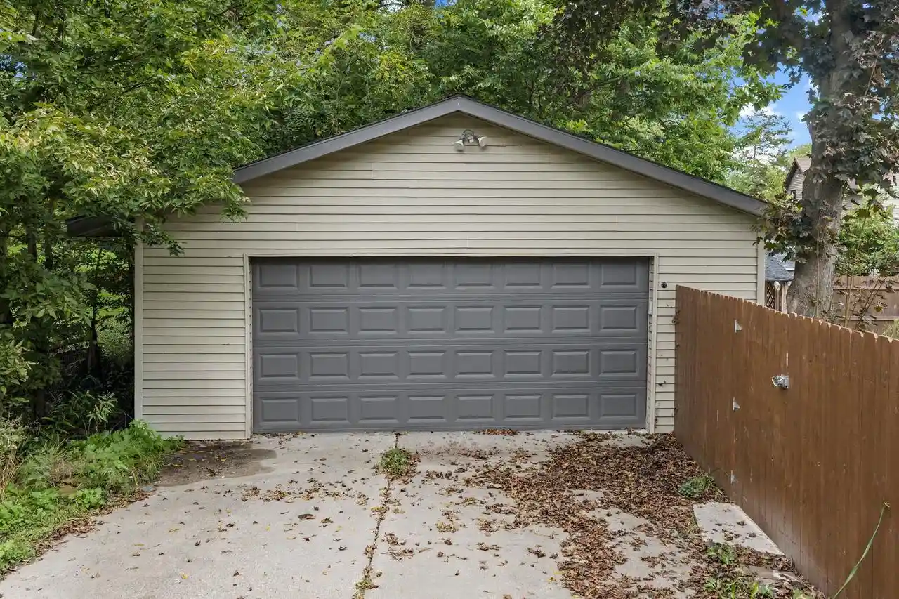 Photo 3 of Single family home for sale at 510 N Walnut St, Reedsburg, WI 53959 | MLS# 2033589 | Listing updated on 2026-10-07
