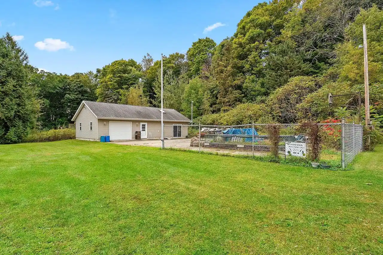 Photo 3 of Single family home for sale at 5224 Woodland Dr, Two Rivers, WI 54241 | MLS# 1982467 | Listing updated on 2026-09-28