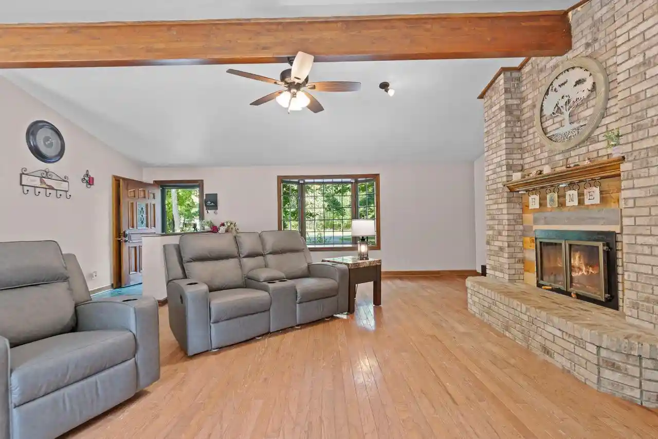 Photo 3 of Single family home for sale at N7791 St Paul Rd, Crivitz, WI 54114 | MLS# 50333349 | Listing updated on 2026-09-28