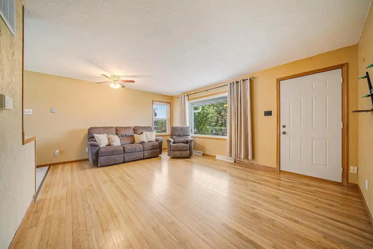 Photo 2 of Single family home for sale at 653 Krenz Rd, Omro, WI 54963 | MLS# 50333363 | Listing updated on 2026-10-05