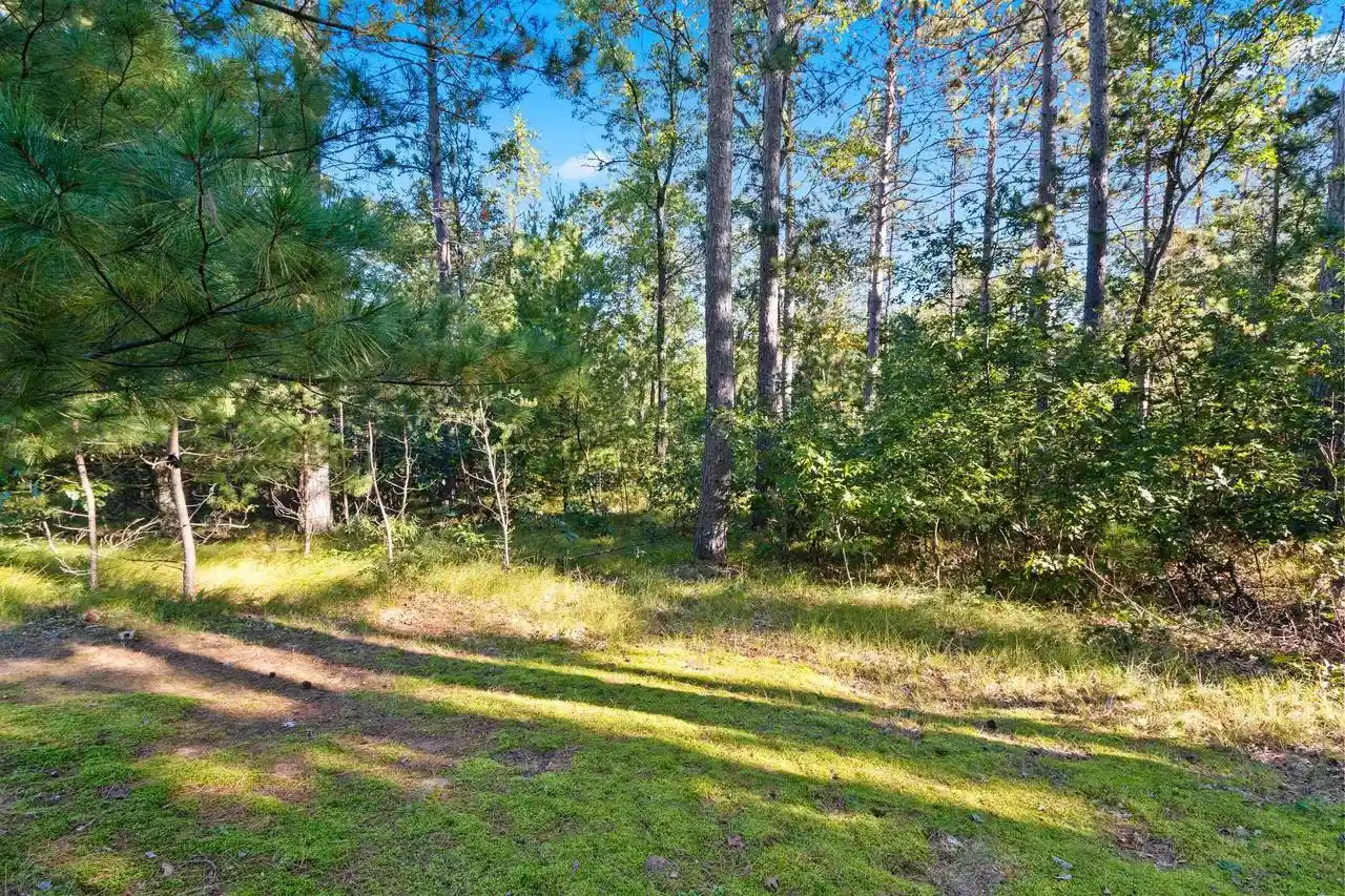 Photo 3 of Single family home for sale at W9999 Terri Ln, Crivitz, WI 54114 | MLS# 50333391 | Listing updated on 2026-10-03