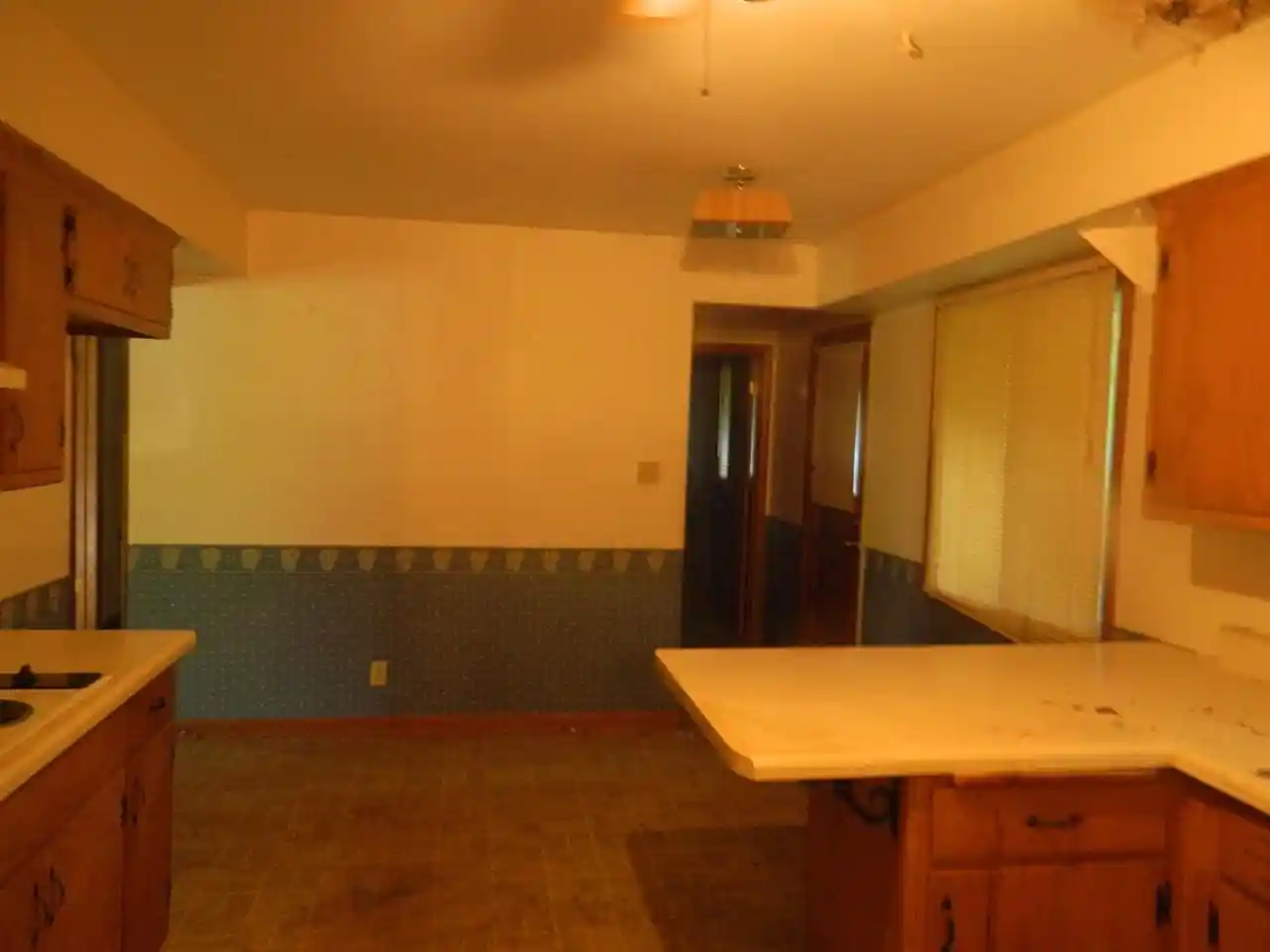 Photo 2 of Single family home for sale at 415 Catskill Rd, Waukesha, WI 53186 | MLS# 1982472 | Listing updated on 2026-10-03
