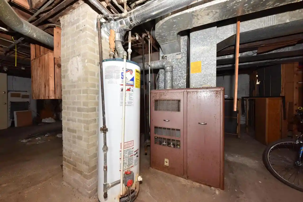 Photo 4 of Sale Pending at 3042 N 45th Street #3044, Milwaukee, WI 53210 | MLS# 1982474 | Listing updated on 2026-10-02