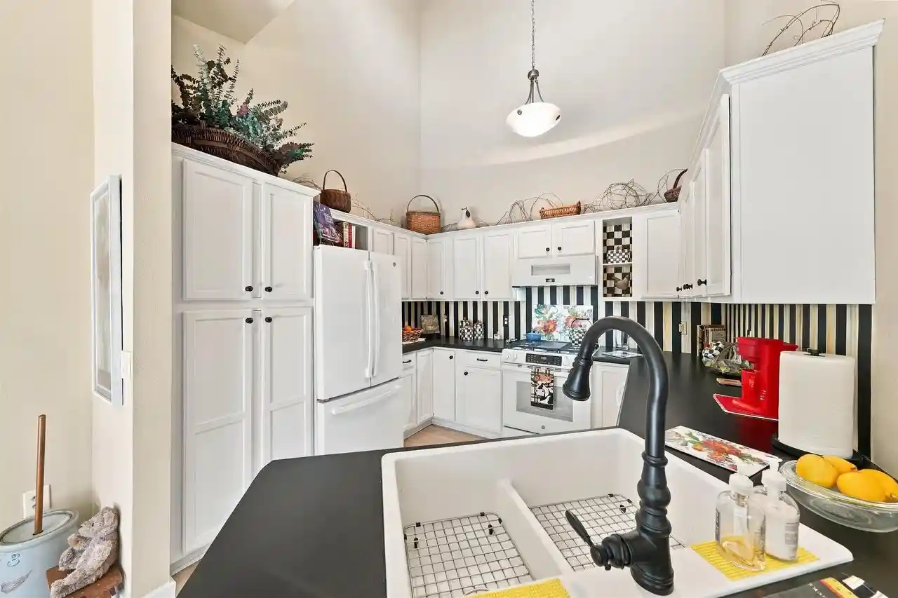 Photo 3 of Sale Pending at 1020 Prospect Ave #8, Portage, WI 53901 | MLS# 2033600 | Listing updated on 2026-10-07