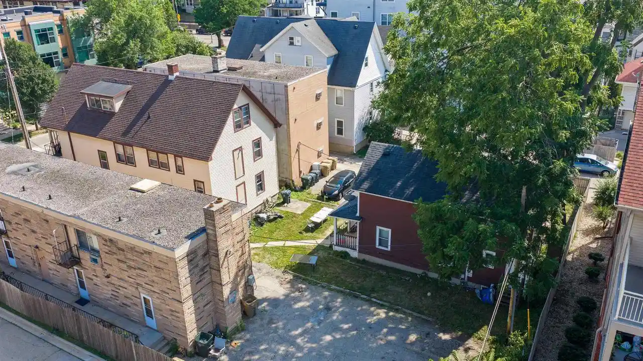 Photo 3 of Multi family home for sale at 334 W Wilson St, Madison, WI 53703 | MLS# 2033602 | Listing updated on 2026-10-09
