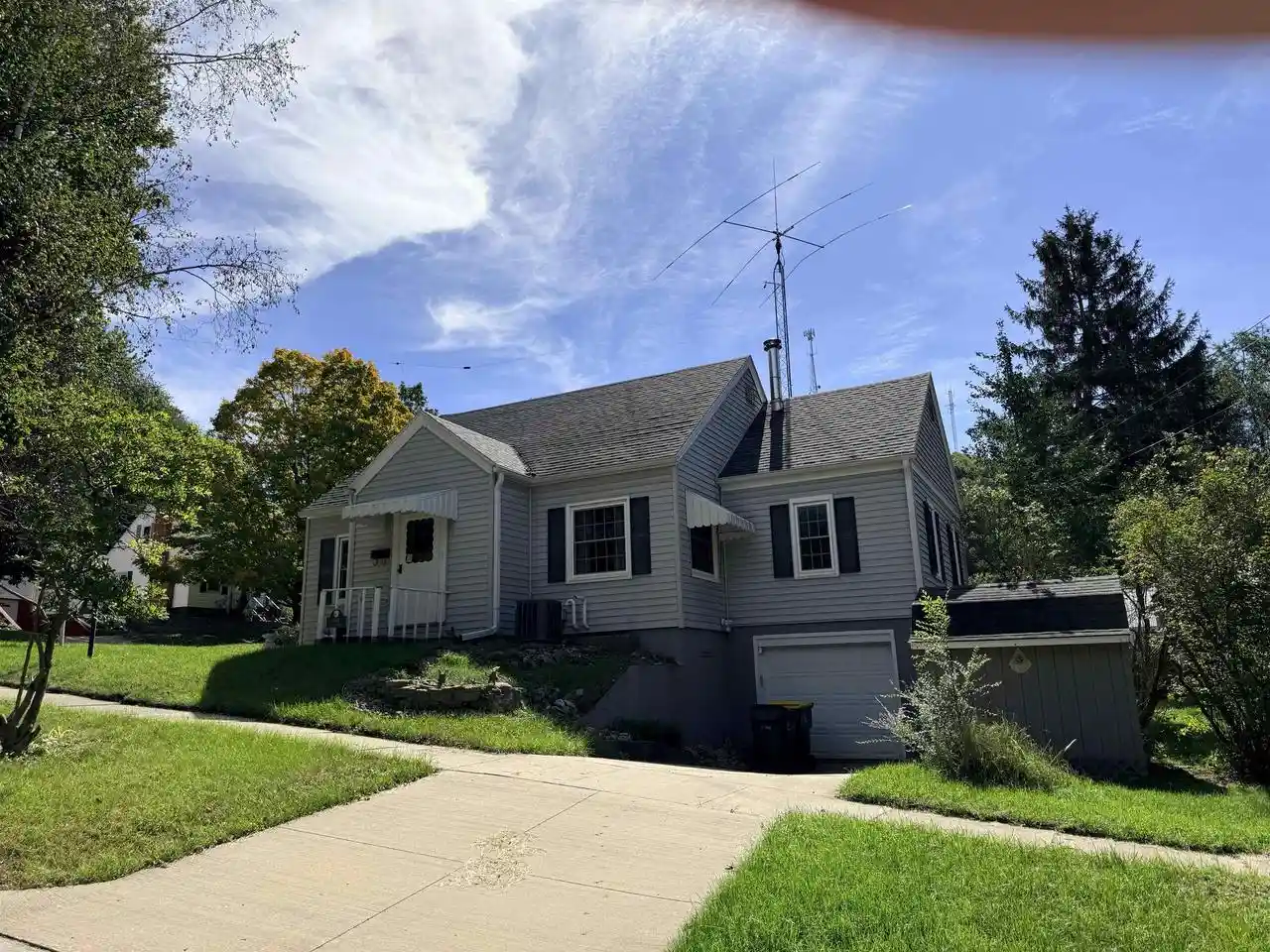 Photo 3 of Single family home for sale at 591 E 4th Street, Richland Center, WI 53581 | MLS# 2033599 | Listing updated on 2026-10-08