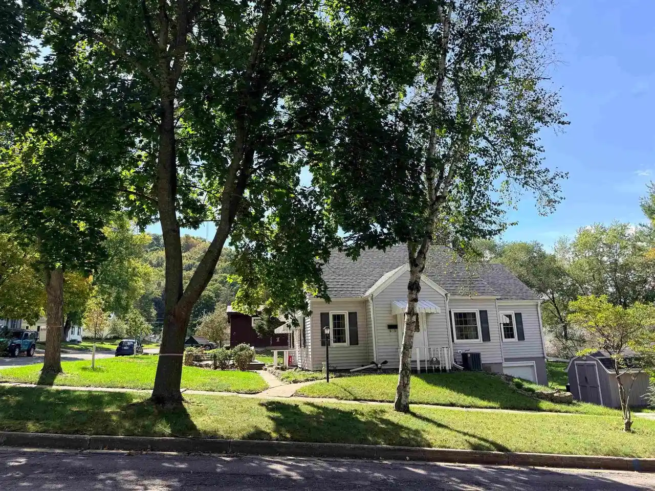 Photo 4 of Single family home for sale at 591 E 4th Street, Richland Center, WI 53581 | MLS# 2033599 | Listing updated on 2026-10-08