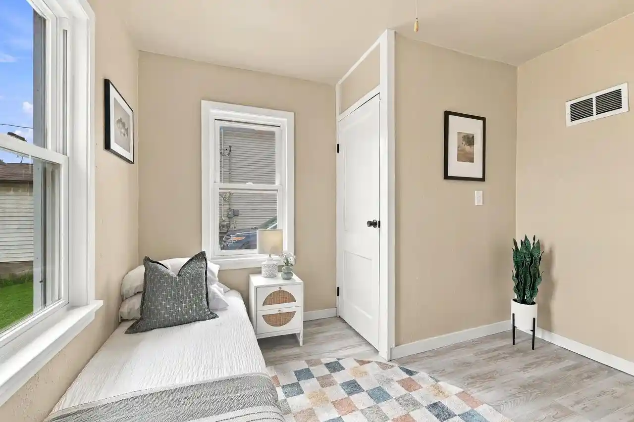 Photo 4 of Single family home for sale at 605 N Jefferson St, Lancaster, WI 53813 | MLS# 2033604 | Listing updated on 2026-10-02