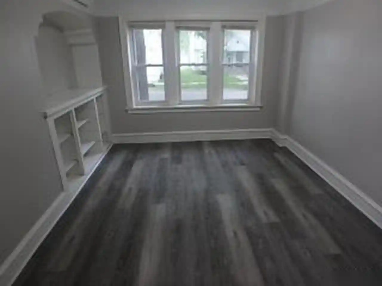 Listing Photo 5 - Condo for sale in building located at 928 W Meinecke Ave, Milwaukee, WI 53206 - Unit #936