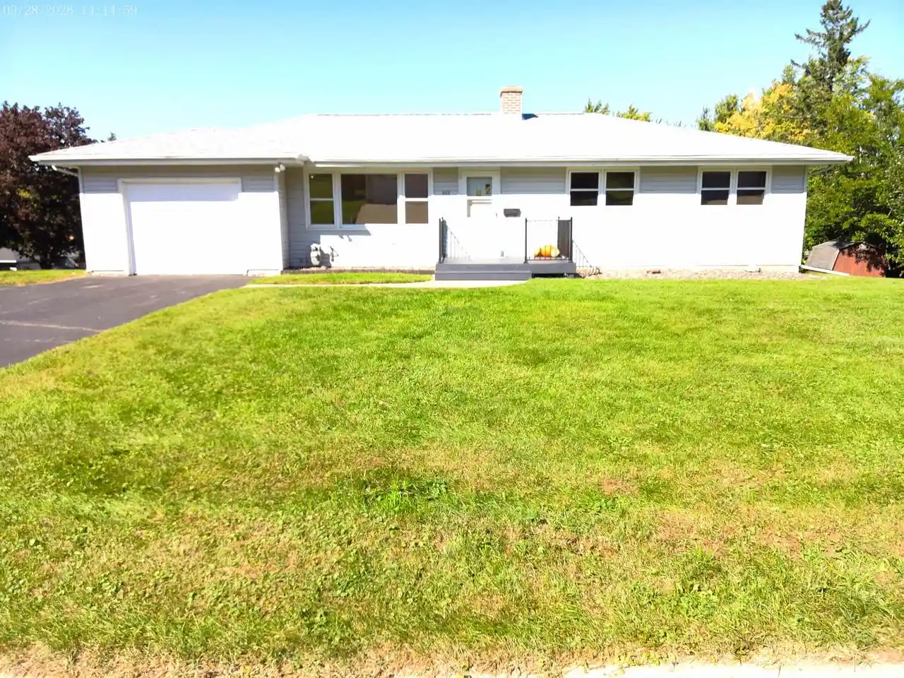 Photo 1 of Single family home for sale at 202 Sunset Dr, Deforest, WI 53532 | MLS# 2033607 | Listing updated on 2026-10-01