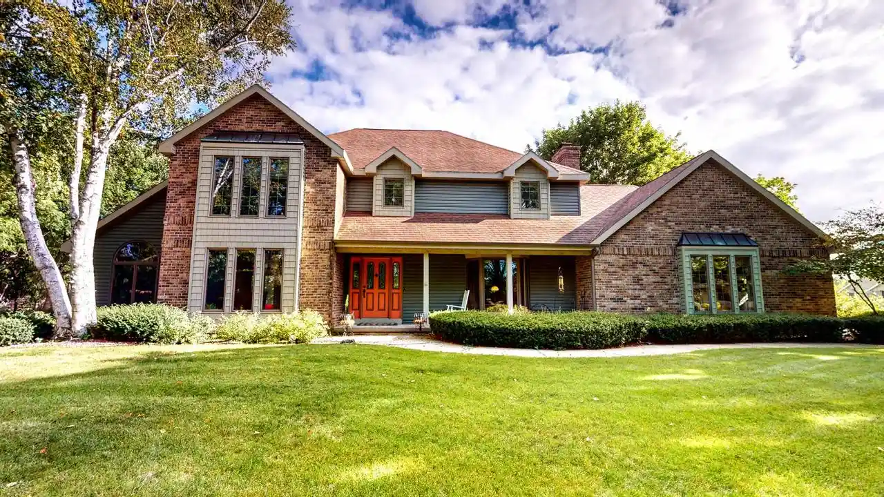 Photo 1 of Single family home for sale at 425 Newman Ct, Jefferson, WI 53549 | MLS# 1982485 | Listing updated on 2026-10-02