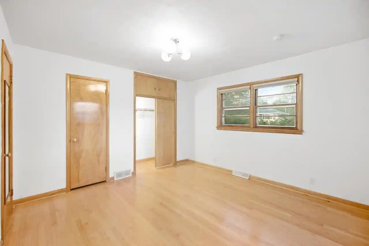 Photo 3 of Single family home for sale at 6627 Franklin Ave, Middleton, WI 53562 | MLS# 1982487 | Listing updated on 2026-10-08
