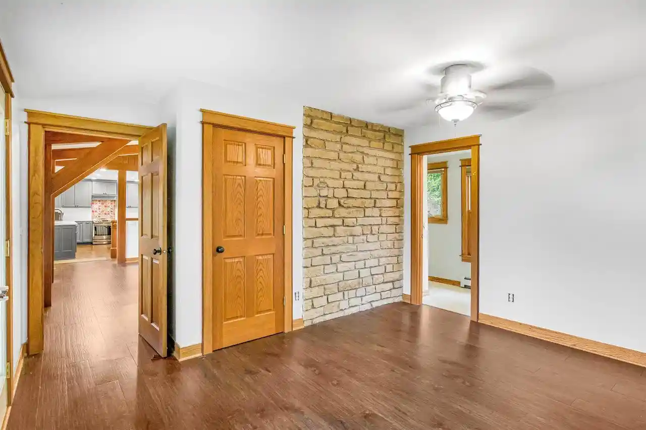 Photo 4 of Single family home for sale at 970 Water St, Prairie Du Sac, WI 53578 | MLS# 2033608 | Listing updated on 2026-10-01