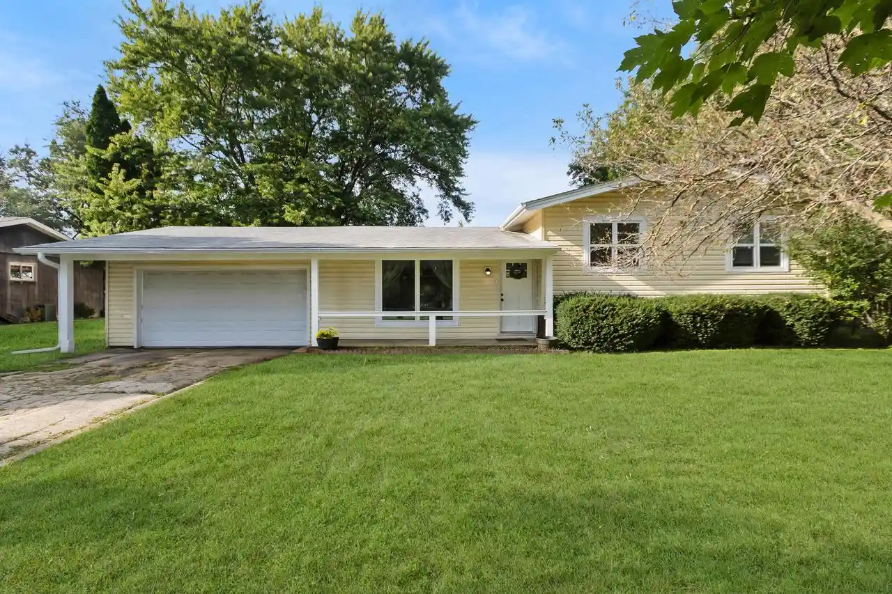 Photo 1 of Single family home for sale at 141 Marino Ave, Delavan, WI 53115 | MLS# 1982497 | Listing updated on 2026-09-28