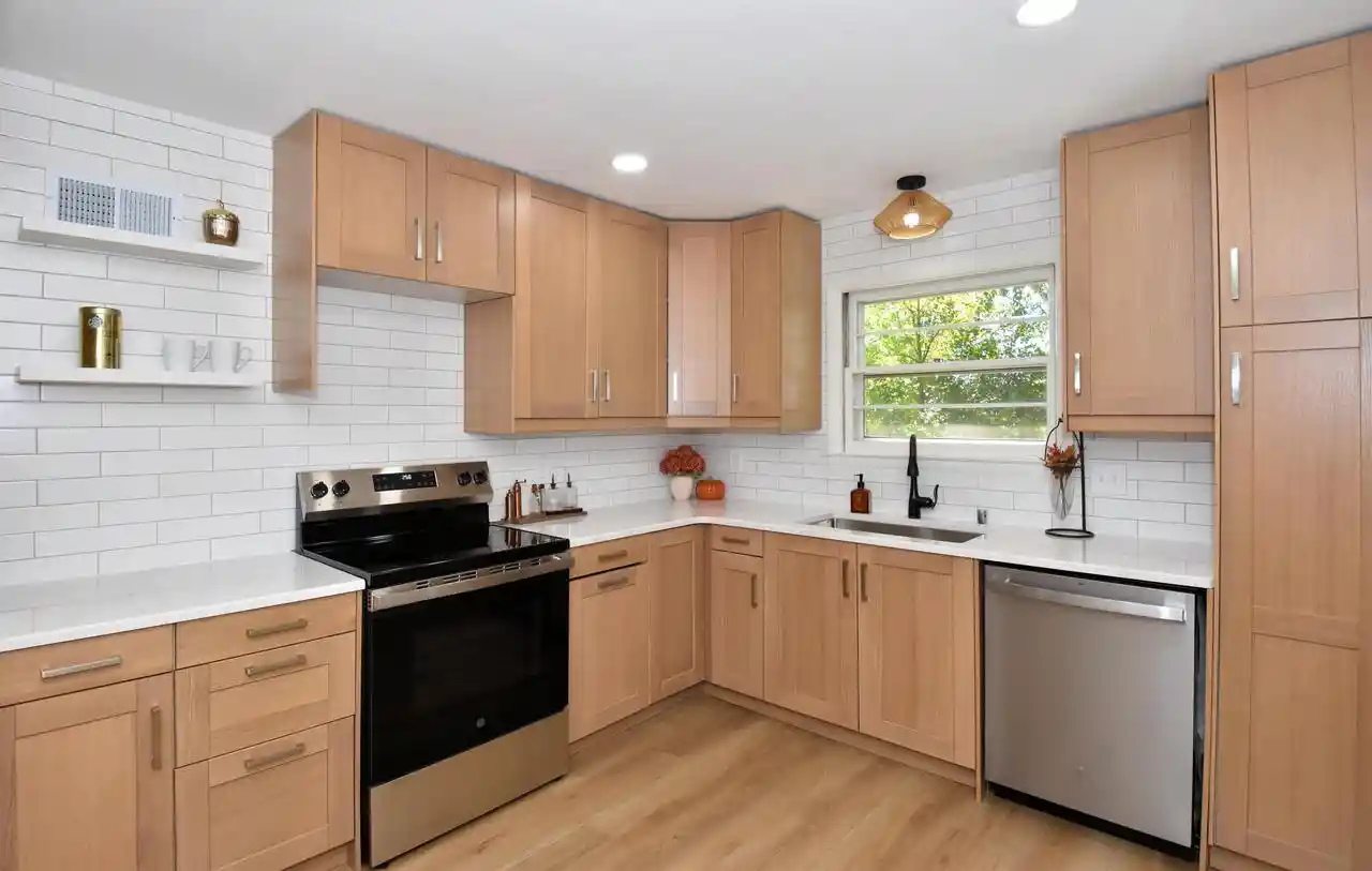 Photo 3 of Single family home for sale at 3472 E Ryan Rd, Oak Creek, WI 53154 | MLS# 1982499 | Listing updated on 2026-10-05