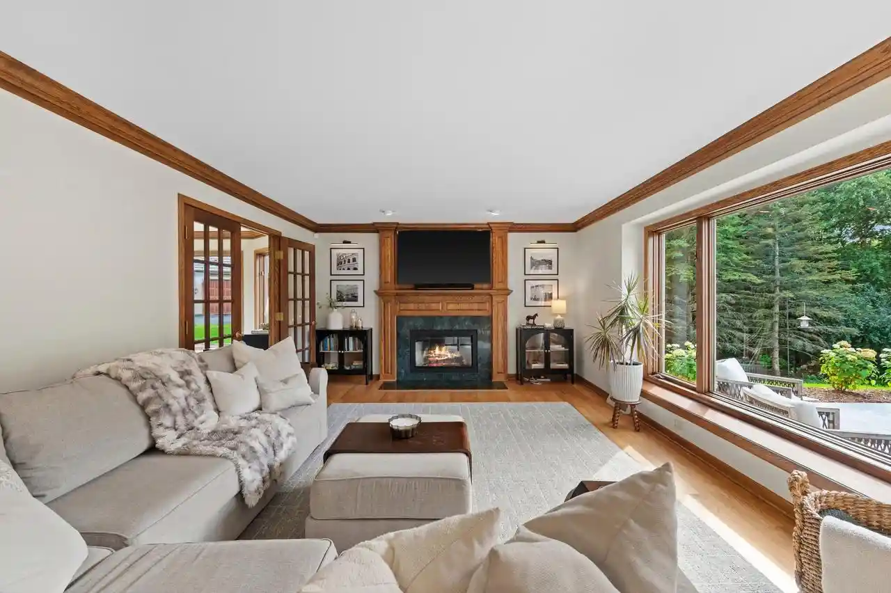 Photo 3 of Single family home for sale at W308n1801 Westlake Cir, Delafield, WI 53018 | MLS# 1982504 | Listing updated on 2026-10-07
