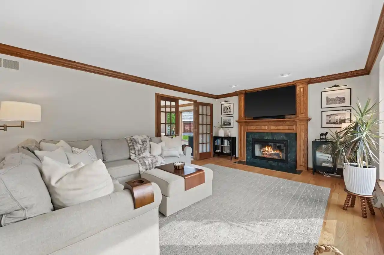 Photo 3 of Single family home for sale at W308n1801 Westlake Cir, Delafield, WI 53018 | MLS# 1982504 | Listing updated on 2026-10-07