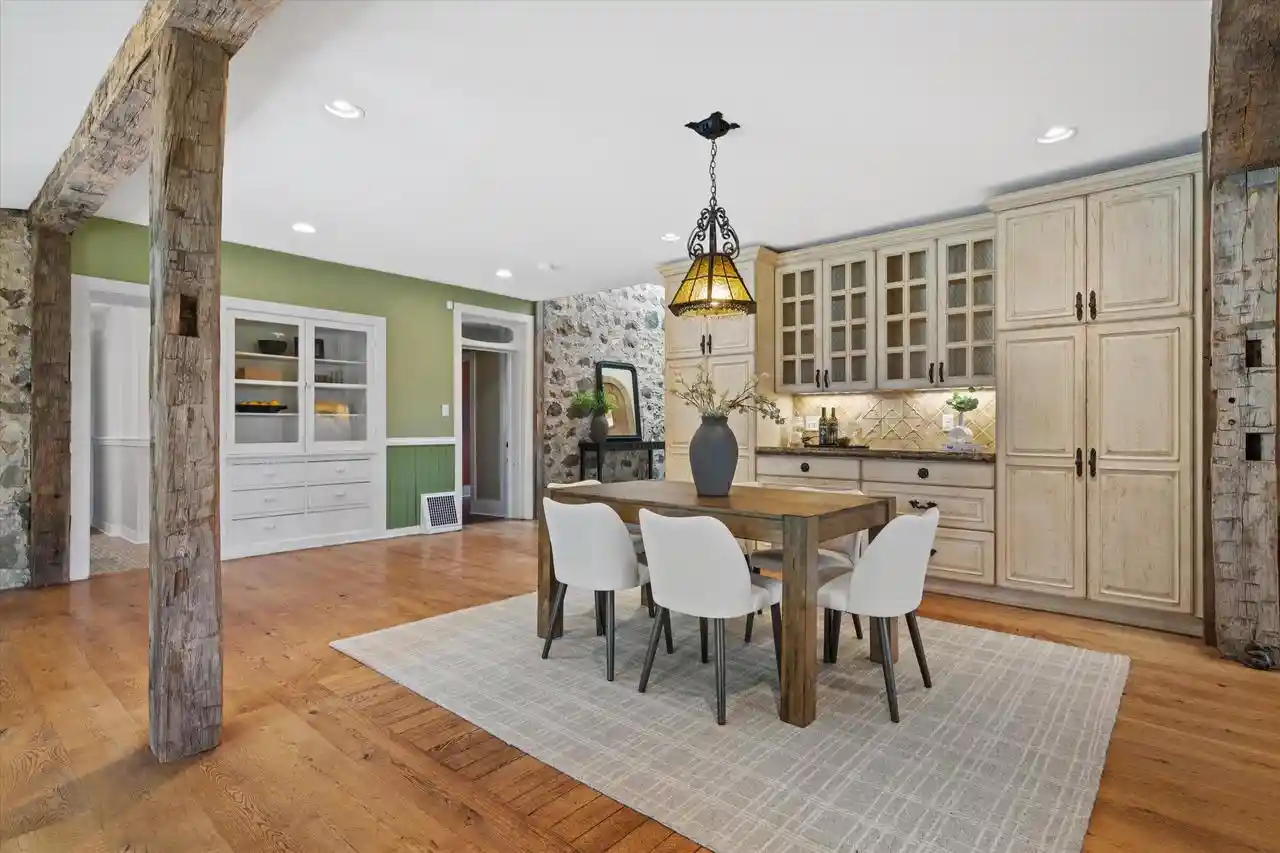 Photo 4 of Single family home for sale at 2237 Washington Ave, Cedarburg, WI 53012 | MLS# 1982510 | Listing updated on 2026-09-30