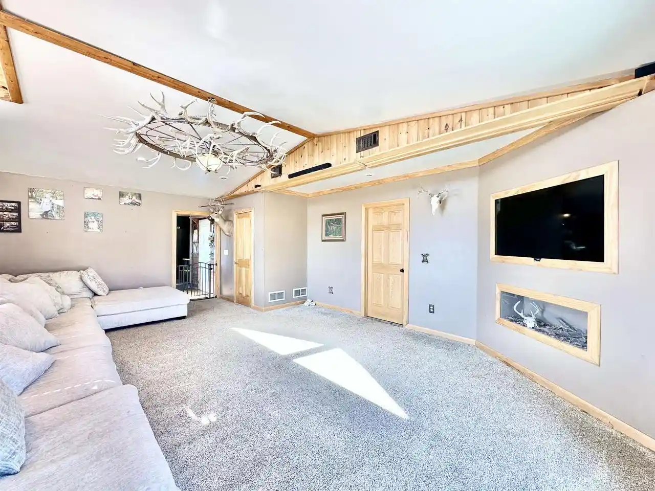 Photo 3 of Single family home for sale at 10740 W 1st Avenue, Antigo, WI 54409 | MLS# 22604818 | Listing updated on 2026-10-05