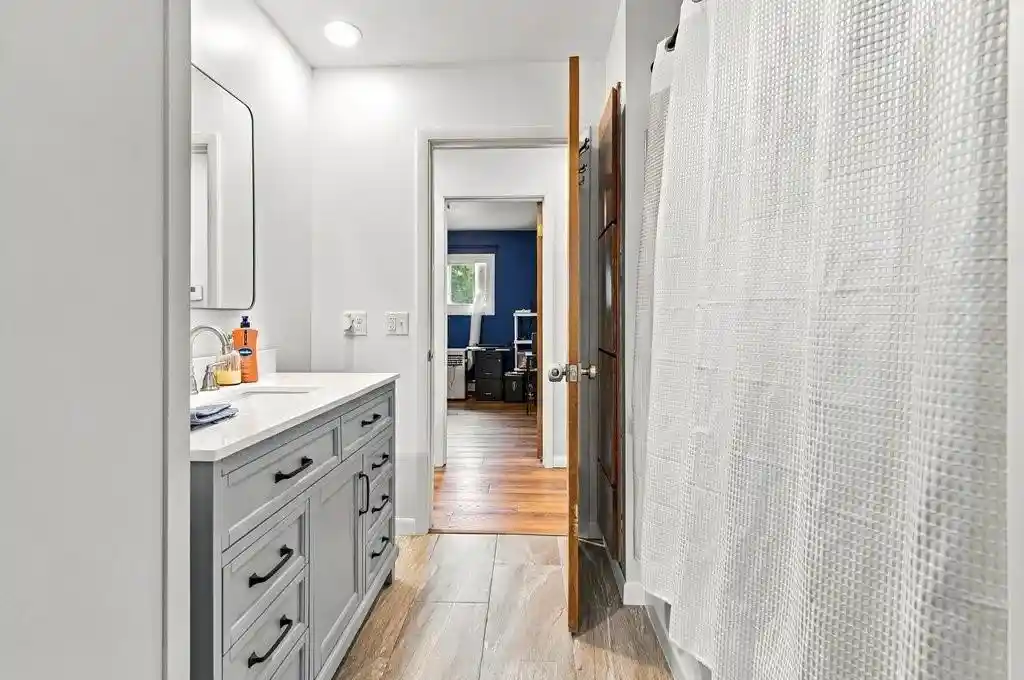Photo 4 of Single family home for sale at 2944 Jupiter Ave, Eau Claire, WI 54703 | MLS# 1605526 | Listing updated on 2026-09-29