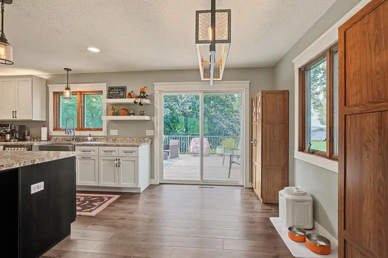Photo 3 of Single family home for sale at N5889 Lakeview Ct E, Onalaska, WI 54650 | MLS# 1982520 | Listing updated on 2026-10-04