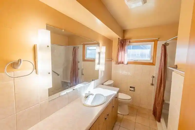 Photo 3 of Single family home for sale at 819 N 25th Street, Sheboygan, WI 53081 | MLS# 1982522 | Listing updated on 2026-10-05