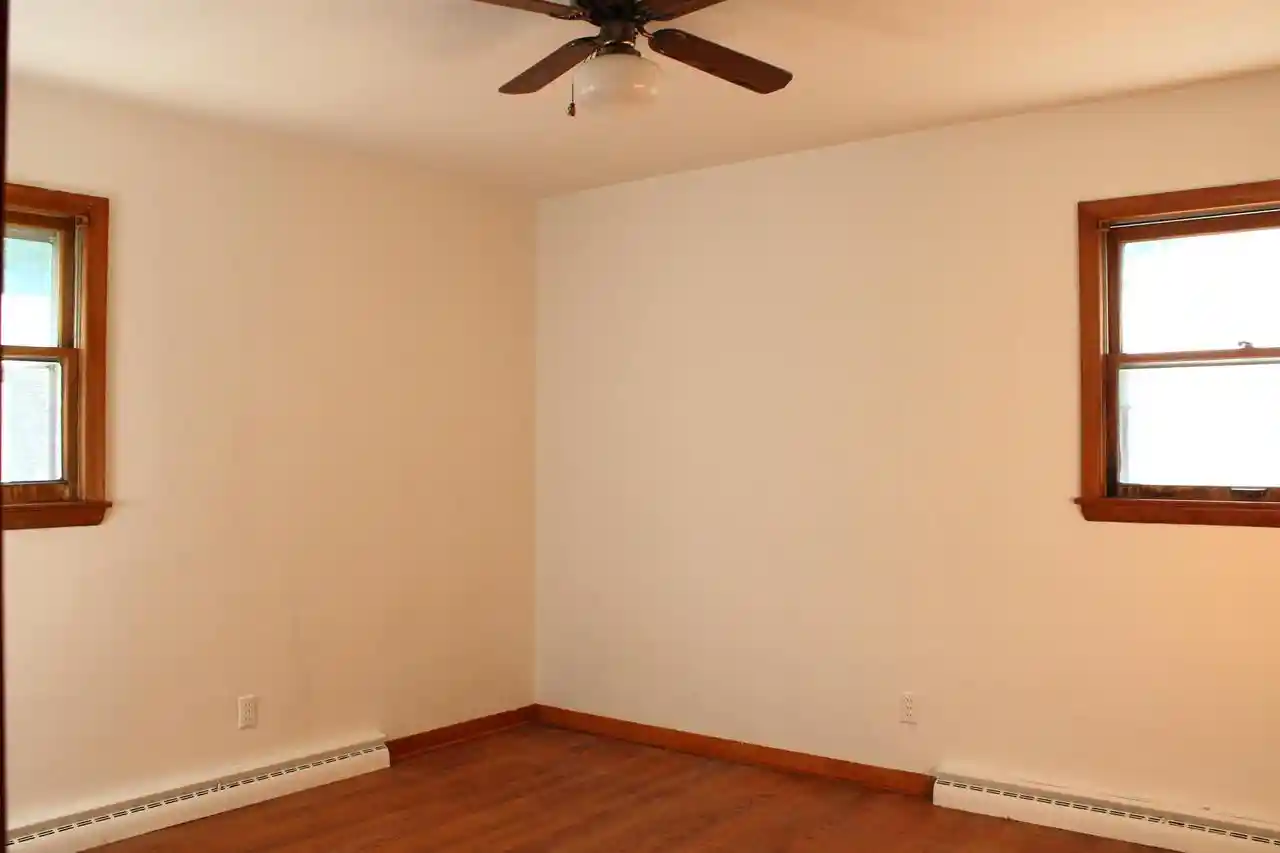 Photo 2 of Single family home for sale at 707 Emmer Ave, Fredonia, WI 53021 | MLS# 1982524 | Listing updated on 2026-10-06