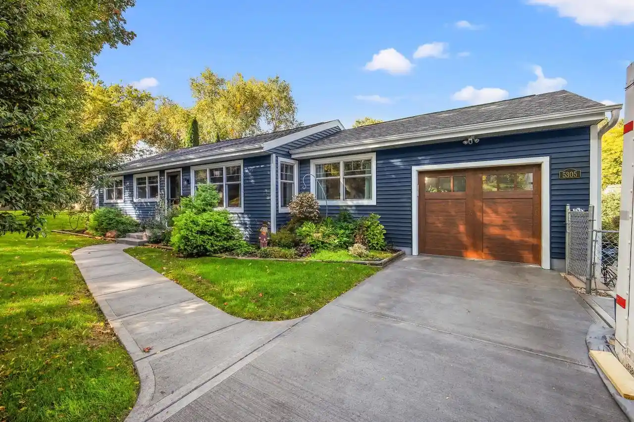 Photo 1 of Single family home for sale at 5305 Flamingo Rd, Monona, WI 53716 | MLS# 2033619 | Listing updated on 2026-10-09