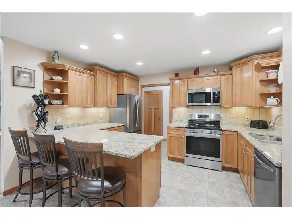 Photo 4 of Single family home for sale at 1234 County Rd J, River Falls, WI 54022 | MLS# 7144504 | Listing updated on 2026-10-11
