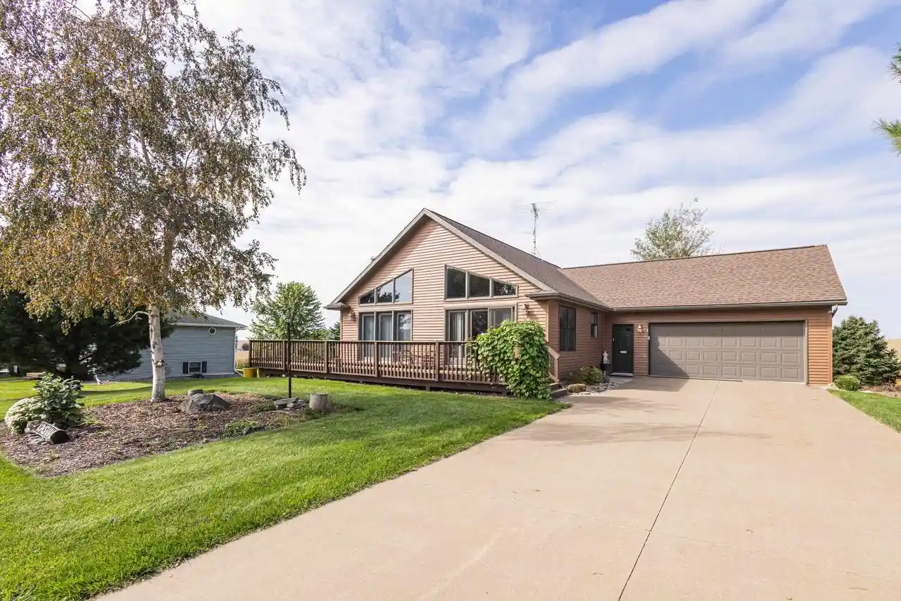 Photo 1 of Sale Pending at 921 S Brandy St, Cuba City, WI 53807 | MLS# 2033622 | Listing updated on 2026-10-03