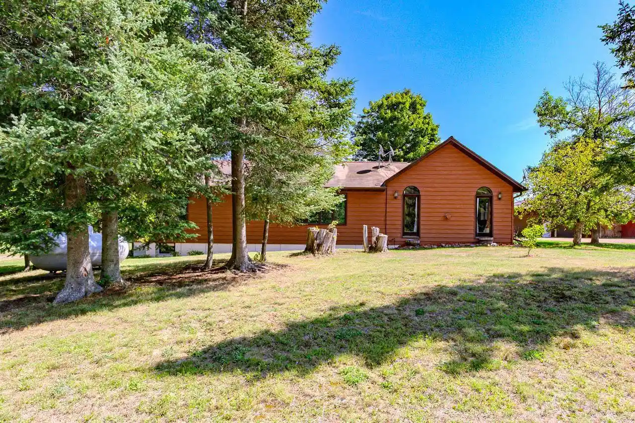Photo 3 of Single family home for sale at 11285 N 12th Avenue, Merrill, WI 54452 | MLS# 22604819 | Listing updated on 2026-10-01