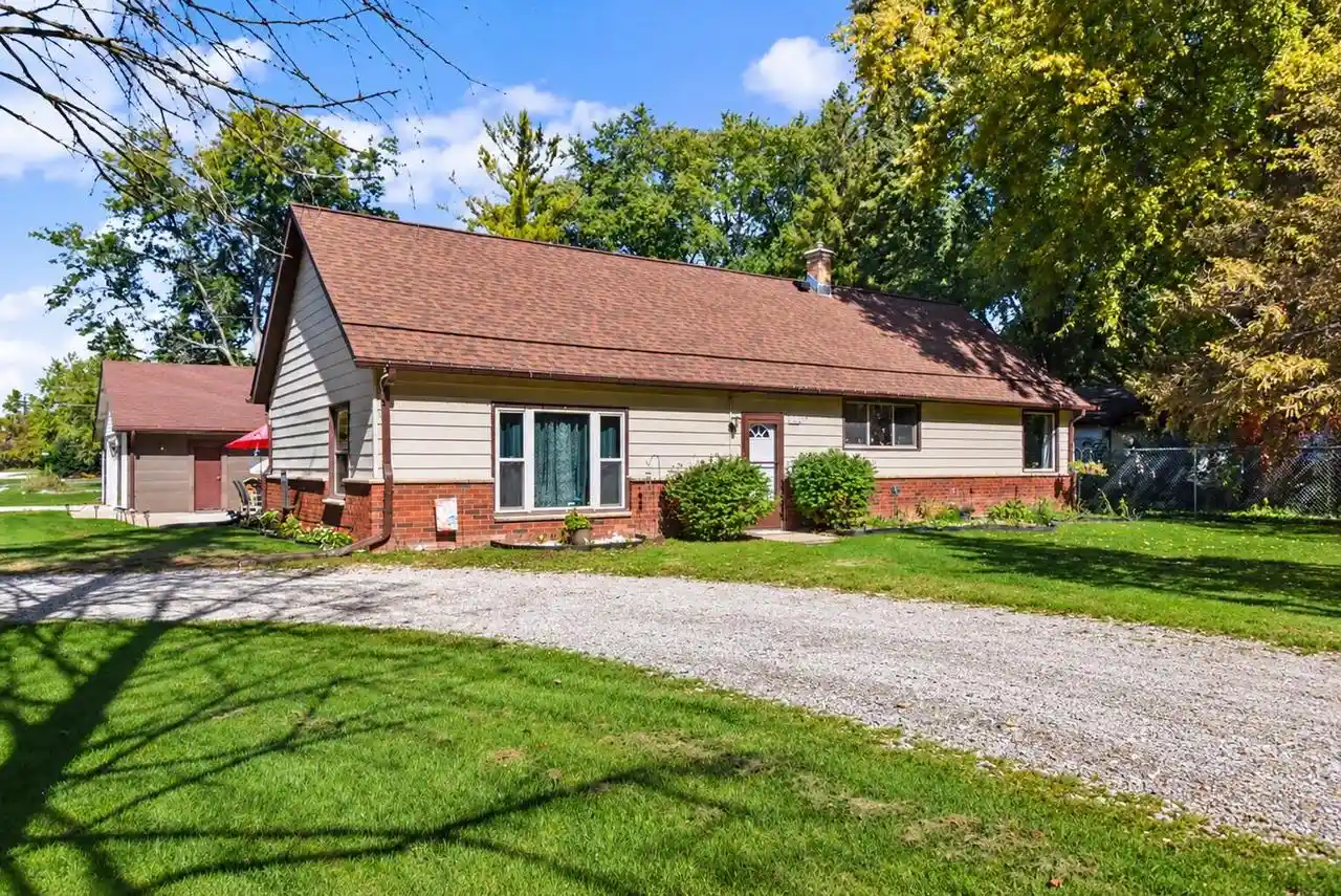 Photo 1 of Single family home for sale at 28248 N Lake Dr, Waterford, WI 53185 | MLS# 1982532 | Listing updated on 2026-10-07