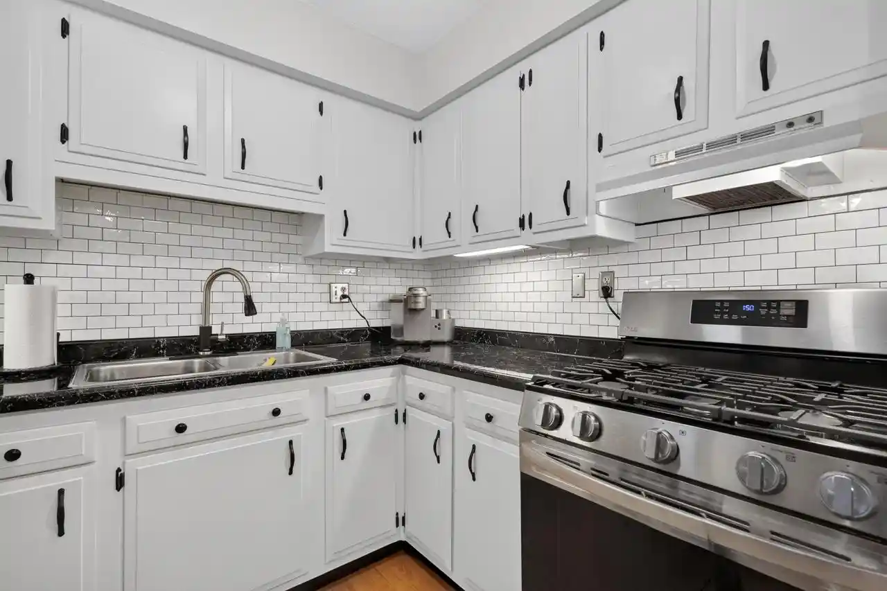 Photo 4 of Condo for sale at 3407 S Pine Ave #7, Milwaukee, WI 53207 | MLS# 1982535 | Listing updated on 2026-10-01