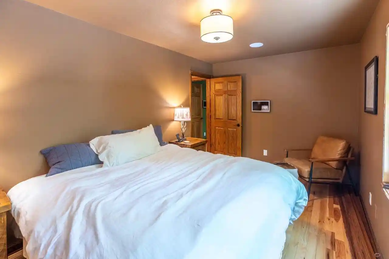 Photo 4 of Single family home for sale at 9260 Timberline Dr, Minocqua, WI 54548 | MLS# 22604821 | Listing updated on 2026-10-02