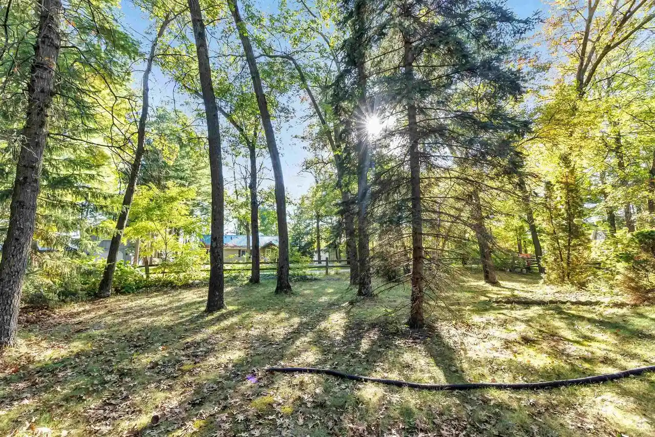 Photo 3 of Single family home for sale at W4976 Bartelt Blvd, Shawano, WI 54166 | MLS# 50333413 | Listing updated on 2026-10-07