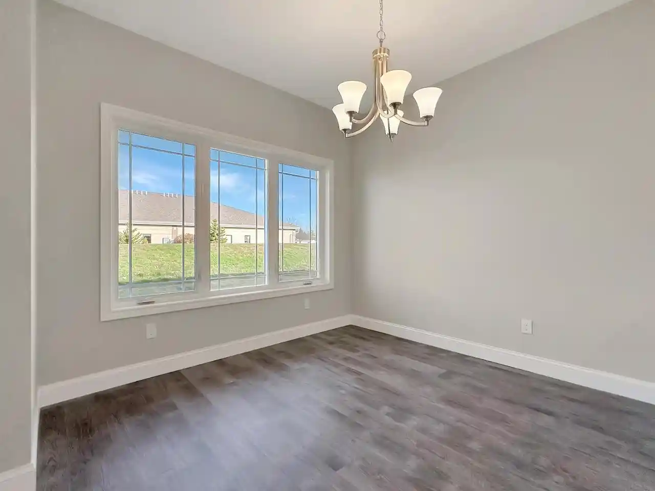 Photo 3 of Condo for sale at 204 Mallard Way, Marinette, WI 54143 | MLS# 50333429 | Listing updated on 2026-09-29