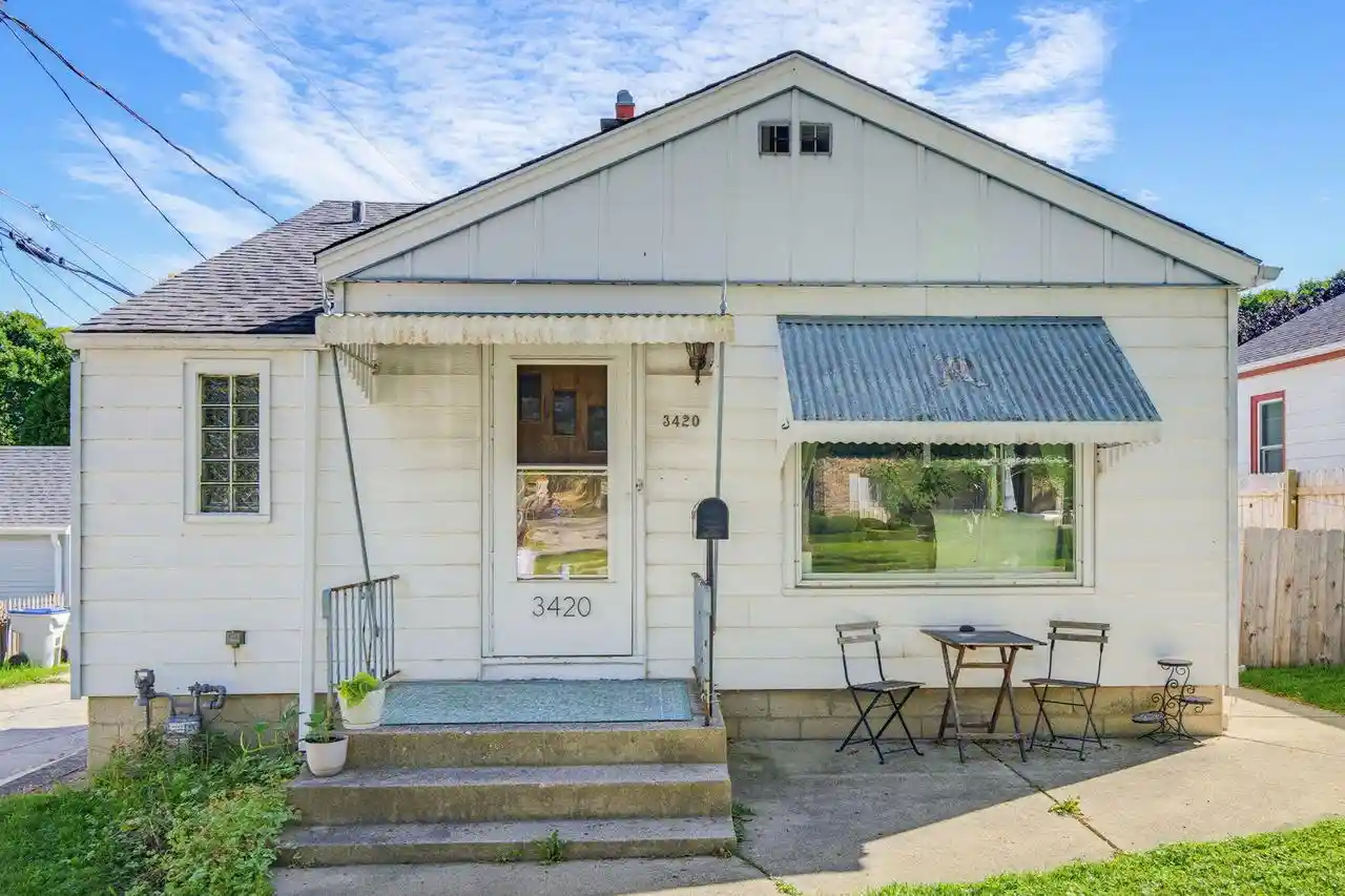 Photo 1 of Single family home for sale at 3420 S Pine Ave, Milwaukee, WI 53207 | MLS# 1982554 | Listing updated on 2026-10-07
