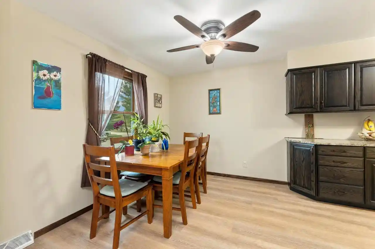 Photo 4 of Single family home for sale at 703 Evergreen Dr, Holmen, WI 54636 | MLS# 1982551 | Listing updated on 2026-09-29