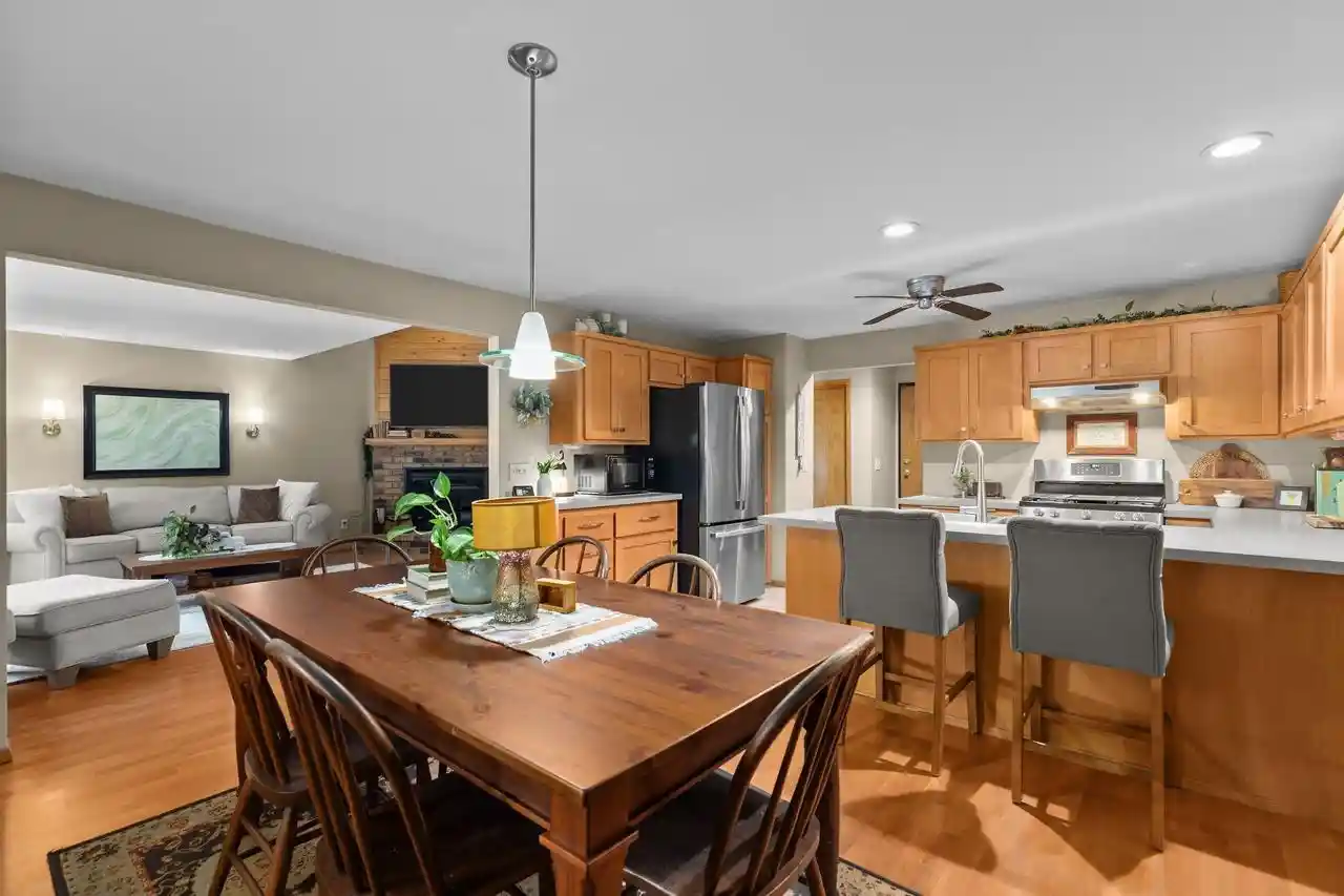 Photo 3 of Condo for sale at 905 E Windfield Pl #C, Appleton, WI 54911 | MLS# 50333427 | Listing updated on 2026-10-08