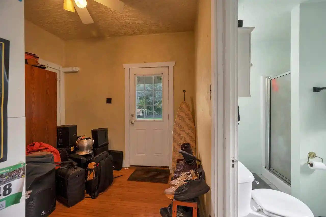 Photo 4 of Single family home for sale at 1231 Eliza St, Green Bay, WI 54301 | MLS# 50333408 | Listing updated on 2026-09-29