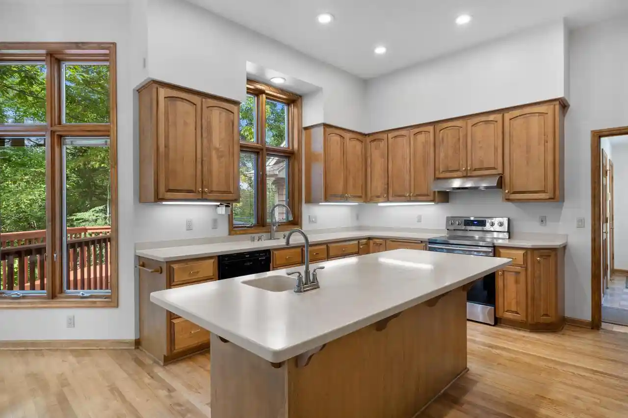 Photo 4 of Single family home for sale at 6873 W 7 Mile Rd, Caledonia, WI 53108 | MLS# 1982562 | Listing updated on 2026-10-05