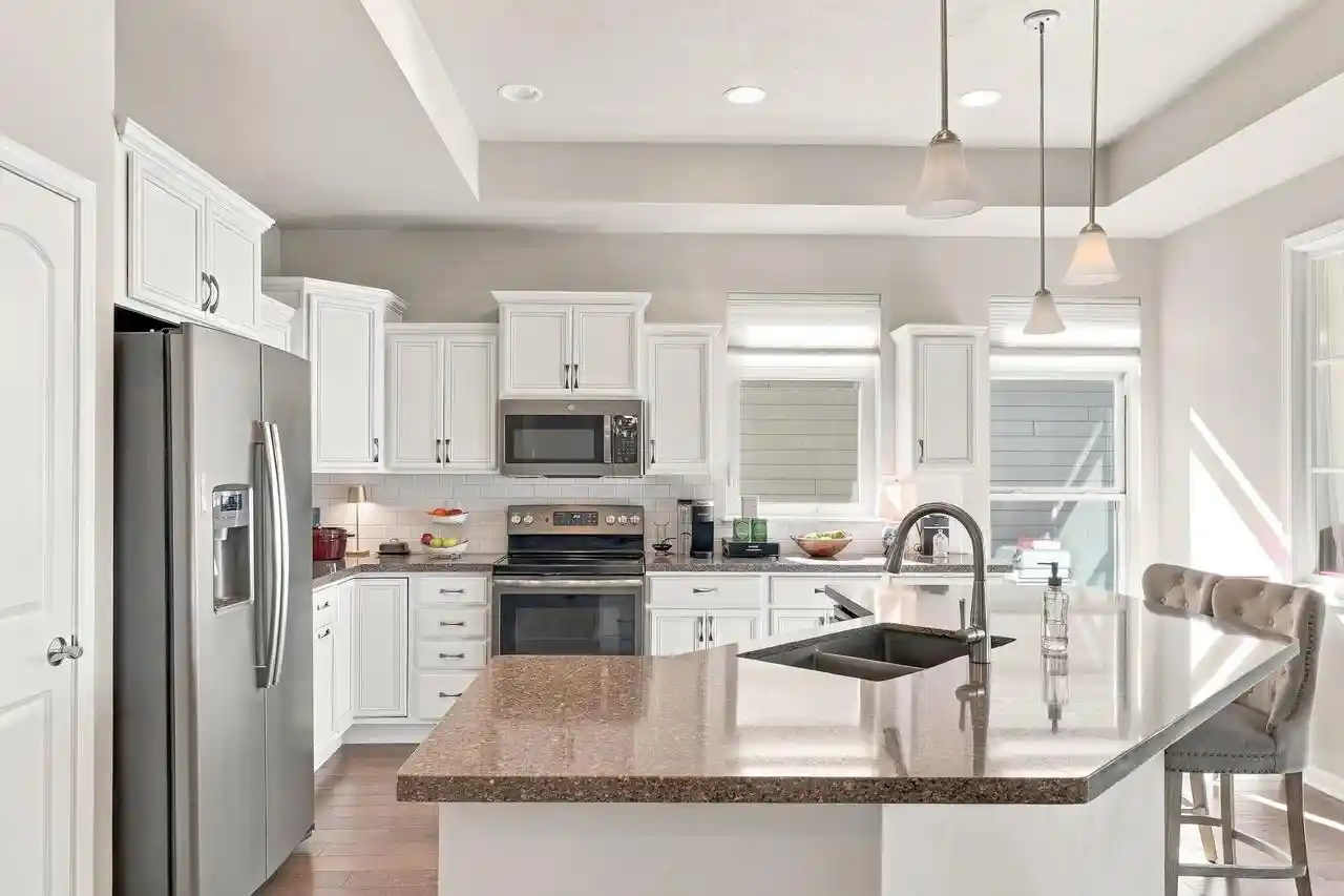 Photo 2 of Single family home for sale at 205 N Bedford Rd, Green Bay, WI 54311 | MLS# 50333430 | Listing updated on 2026-09-29
